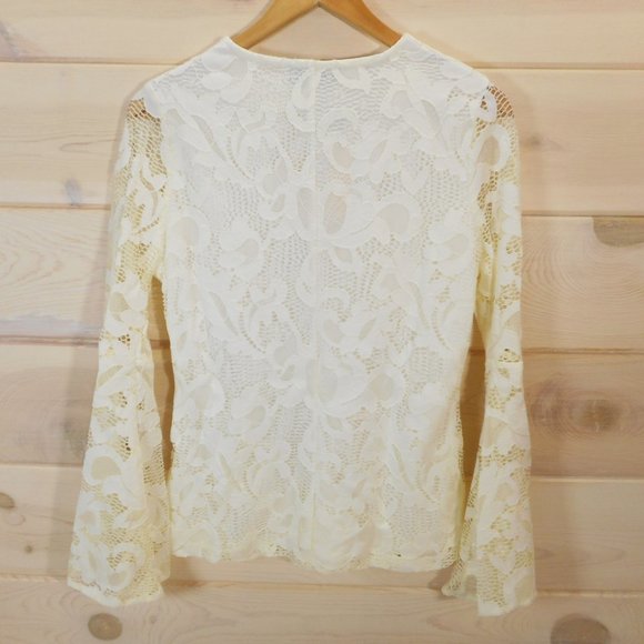 Alexia Admor Size S Cream Lace Top V-Neck Bell Sleeve Blouse Lined - Picture 3 of 8
